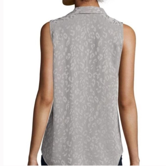 Equipment Adalyn Leopard Silver Sleeveless Blouse - Picture 2 of 8
